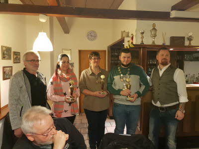 K�nig, 1. und 2. Ritter